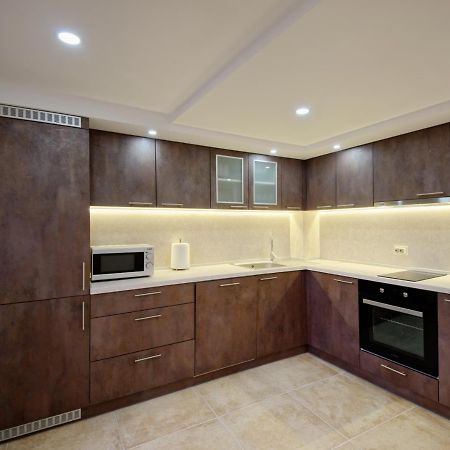 Къща За Гости Relax Hisarya Bagian luar foto