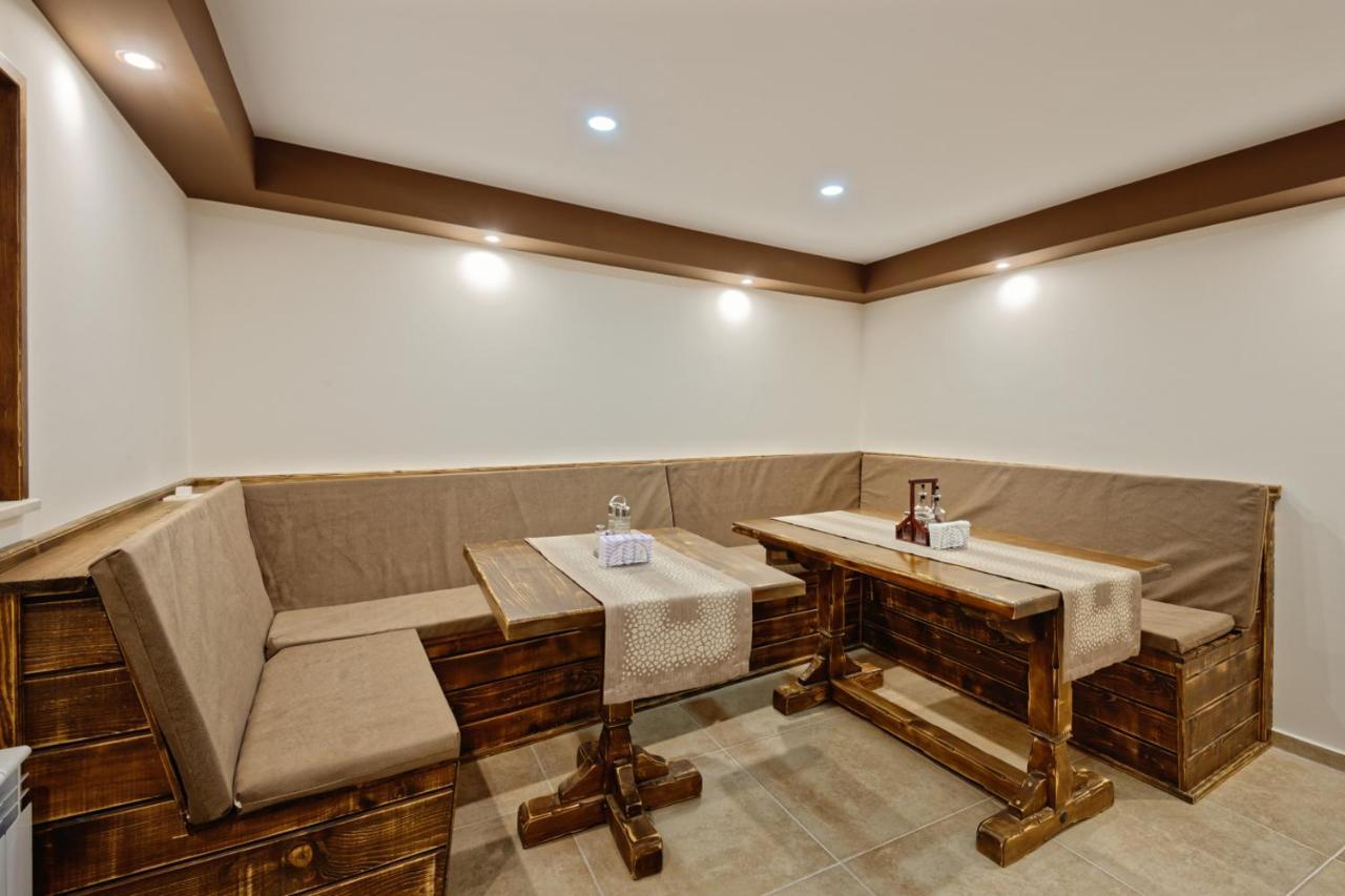 Къща За Гости Relax Hisarya Bagian luar foto