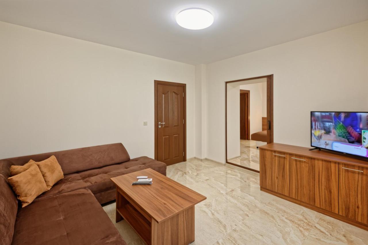 Къща За Гости Relax Hisarya Bagian luar foto